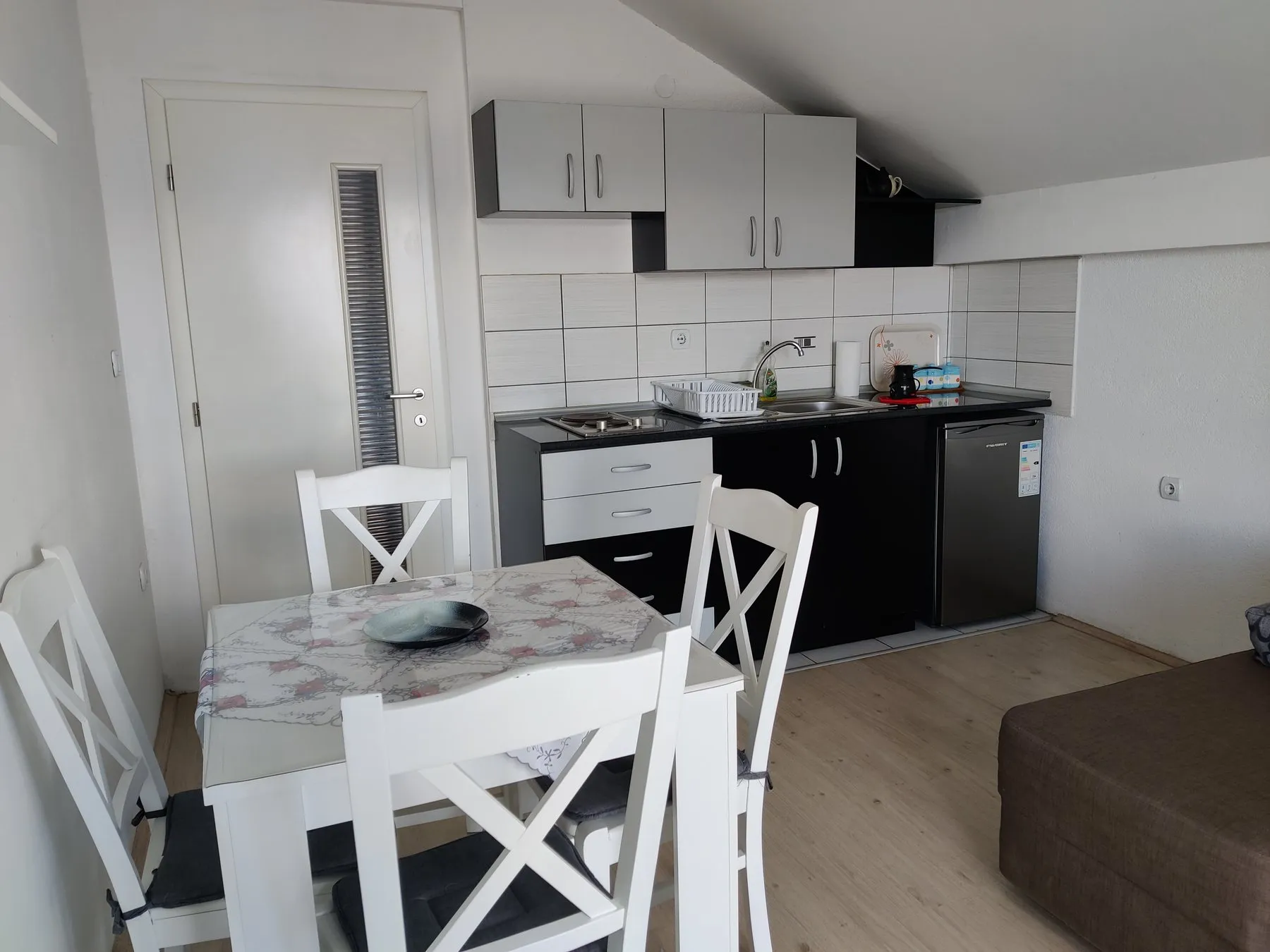 Kitchen and dining area in the Duplex Apartment