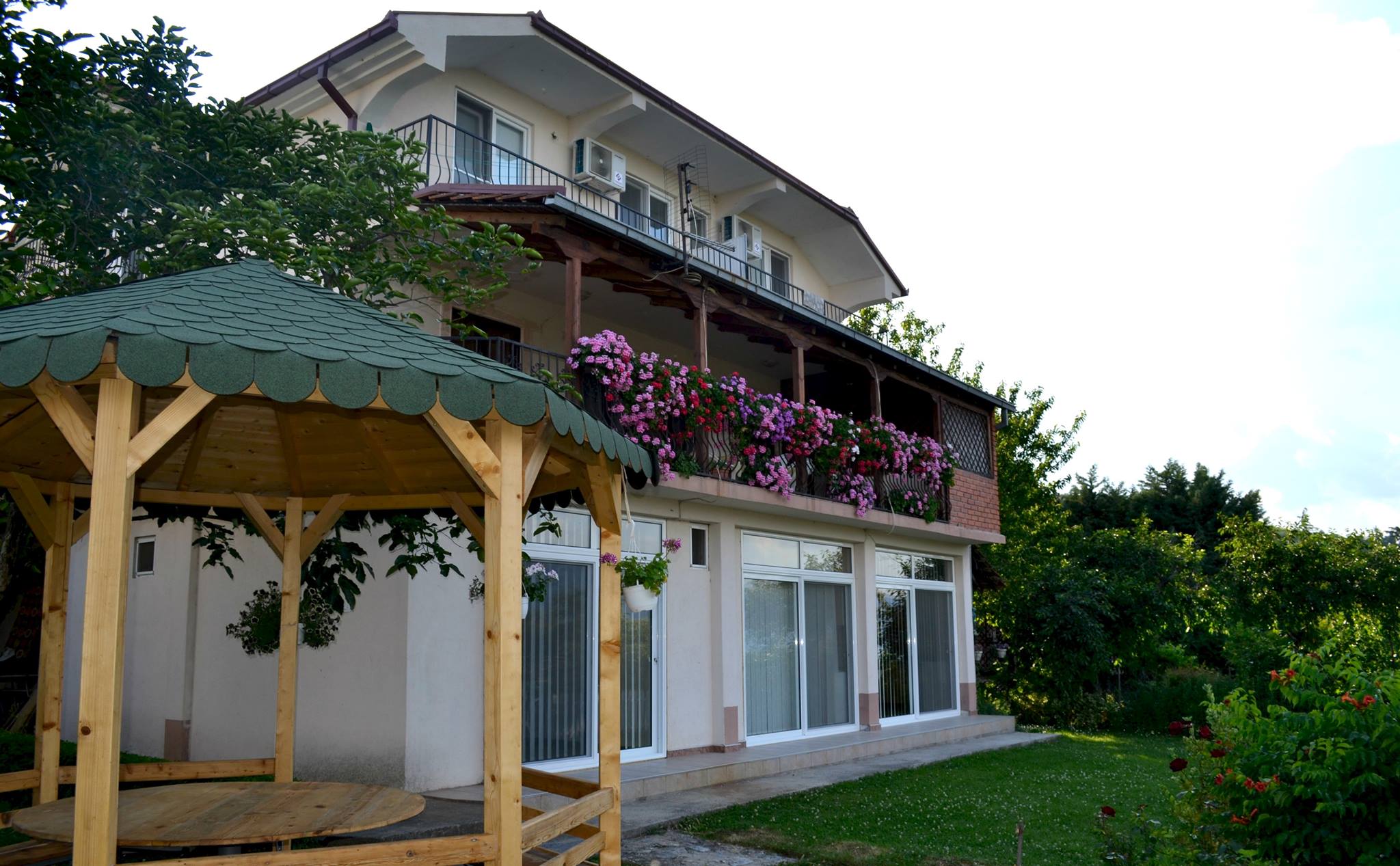 Vila Roza